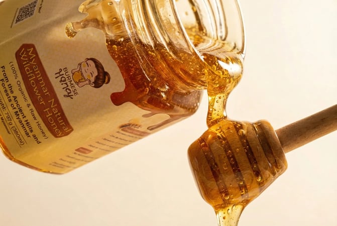 Blog Post Image - Burmese Honey with honey dipping stick